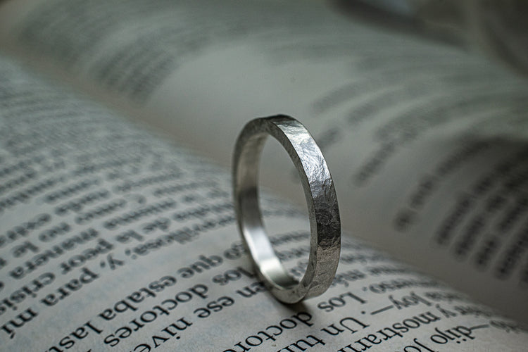 Anillo Martillado